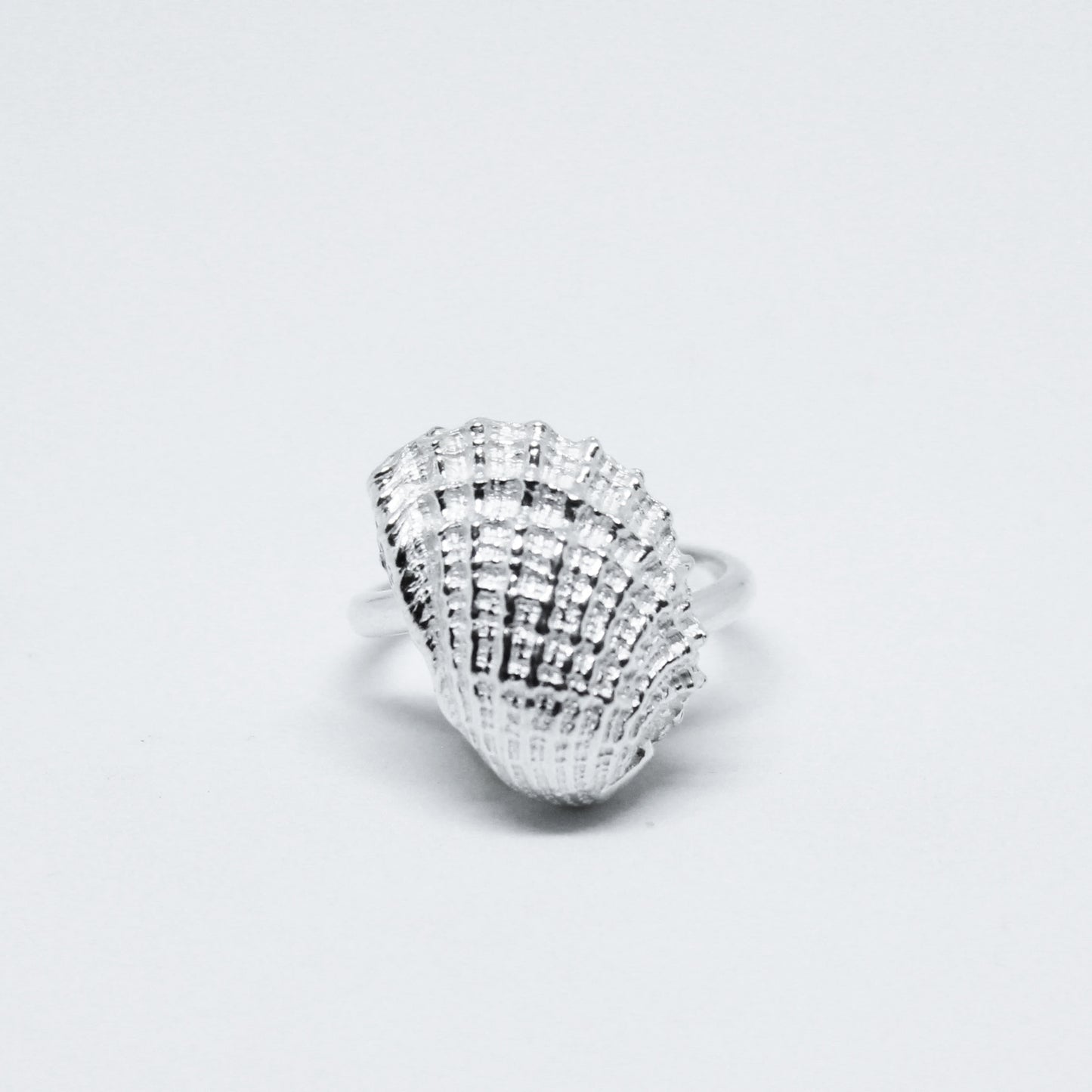 Anillo Conchita Loco Pequeño Ajustable